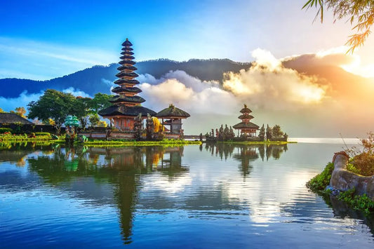 Unleash Your Inner Explorer with Wanderlust: The Ultimate Travel Card Game